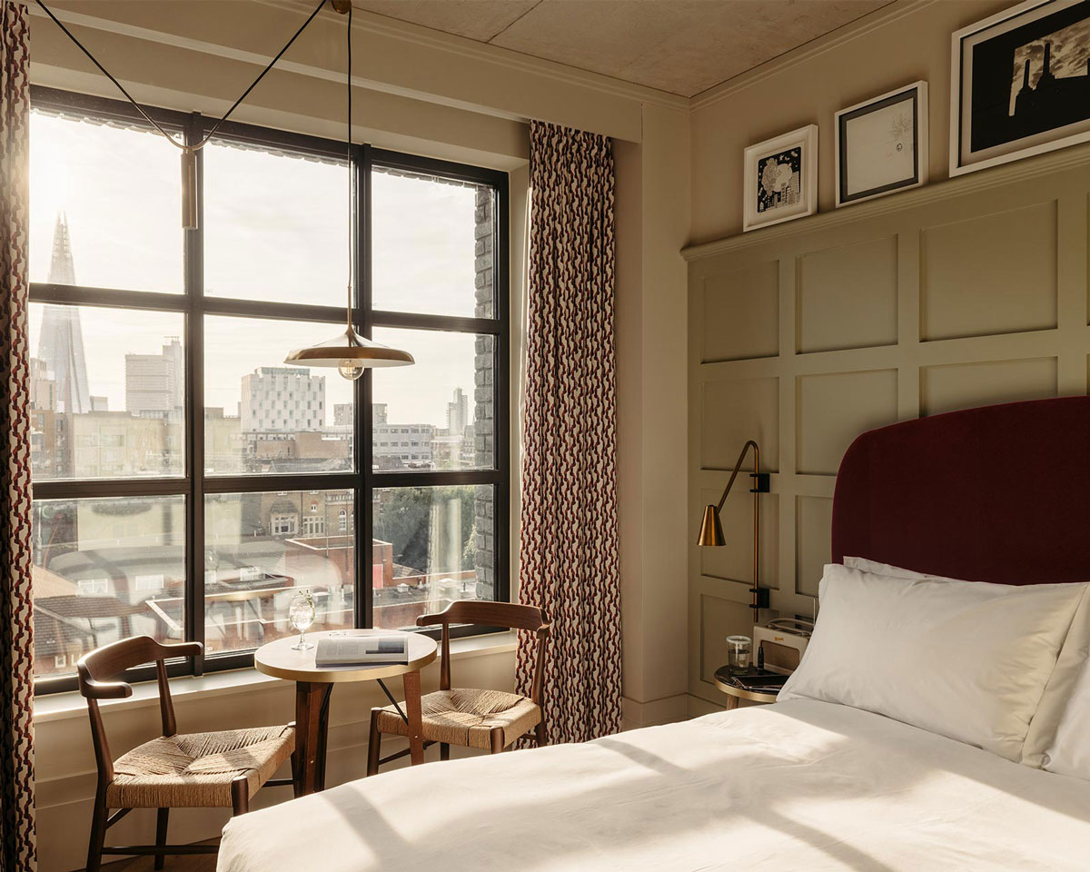 Bed in Cosy Room