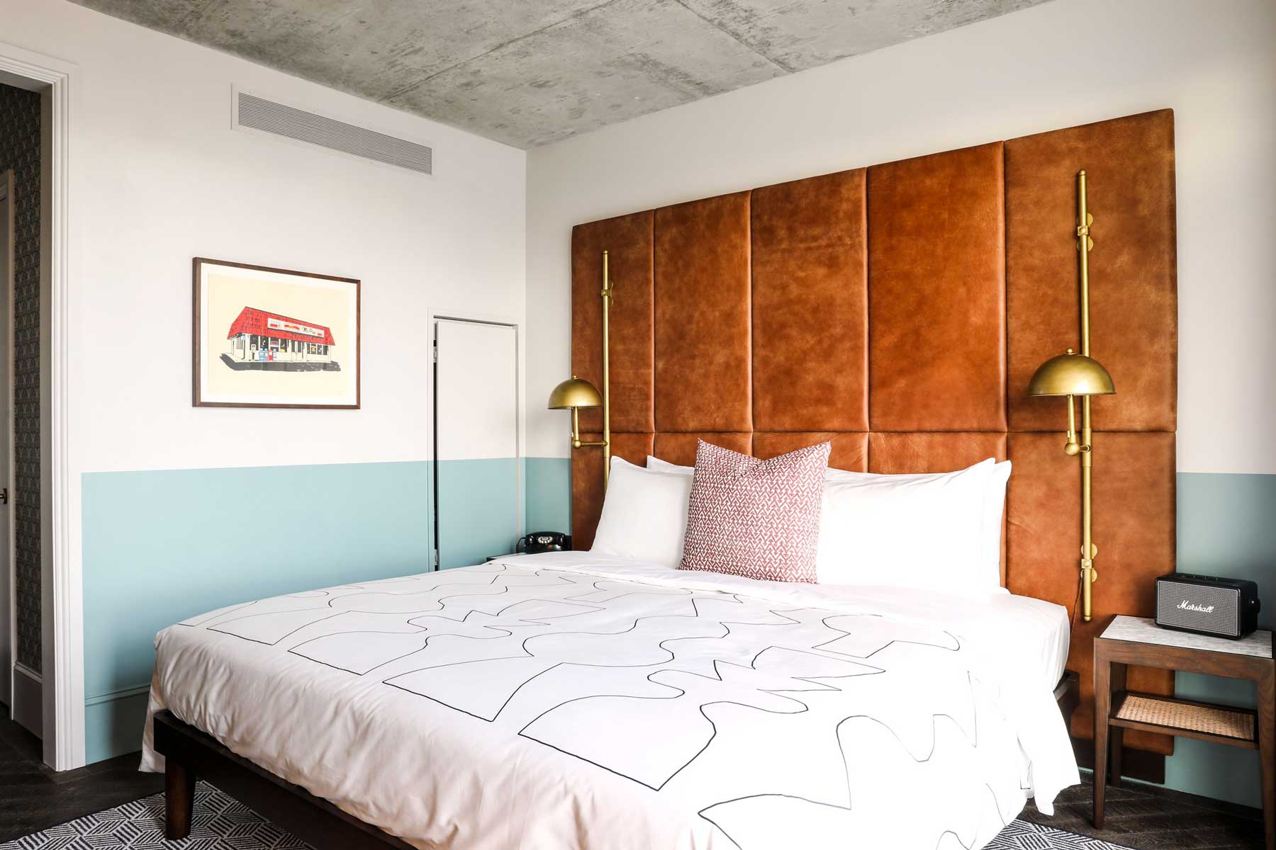 Bed in Cosy Room